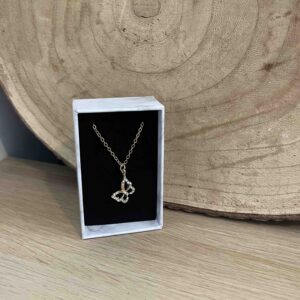 Collier Léa – Papillon en Acier Inoxydable et Mini Diamants